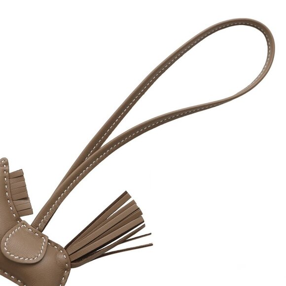 HERMES Rodeo Size PM Lambskin Etoupe - Picture 3 of 4